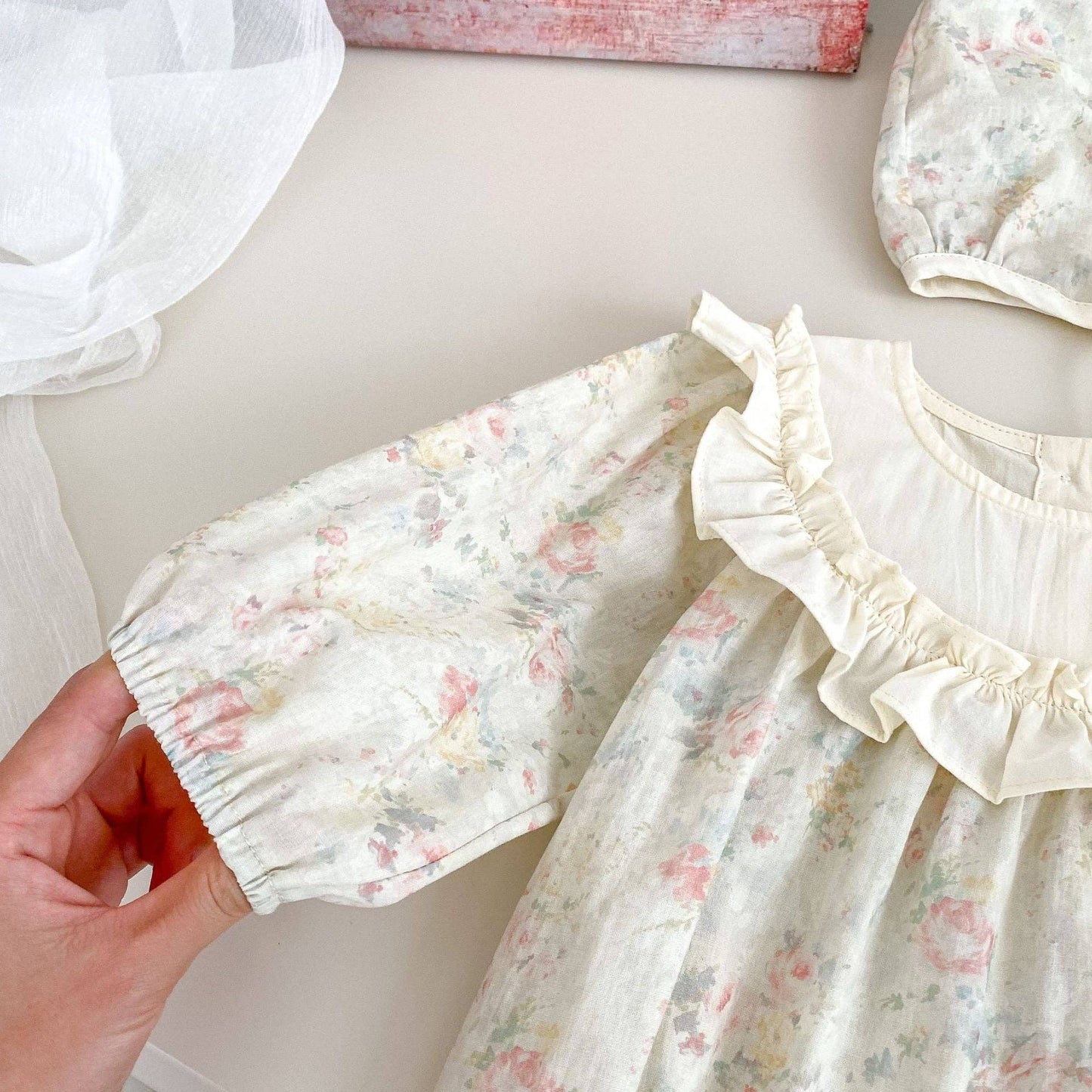 Long Sleeve Vintage Floral Pattern Bodysuit
